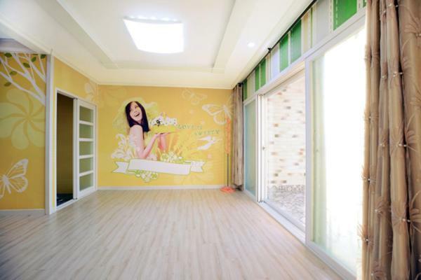 Tongyoung Blue House Spa Pension Tongyeong Exterior photo